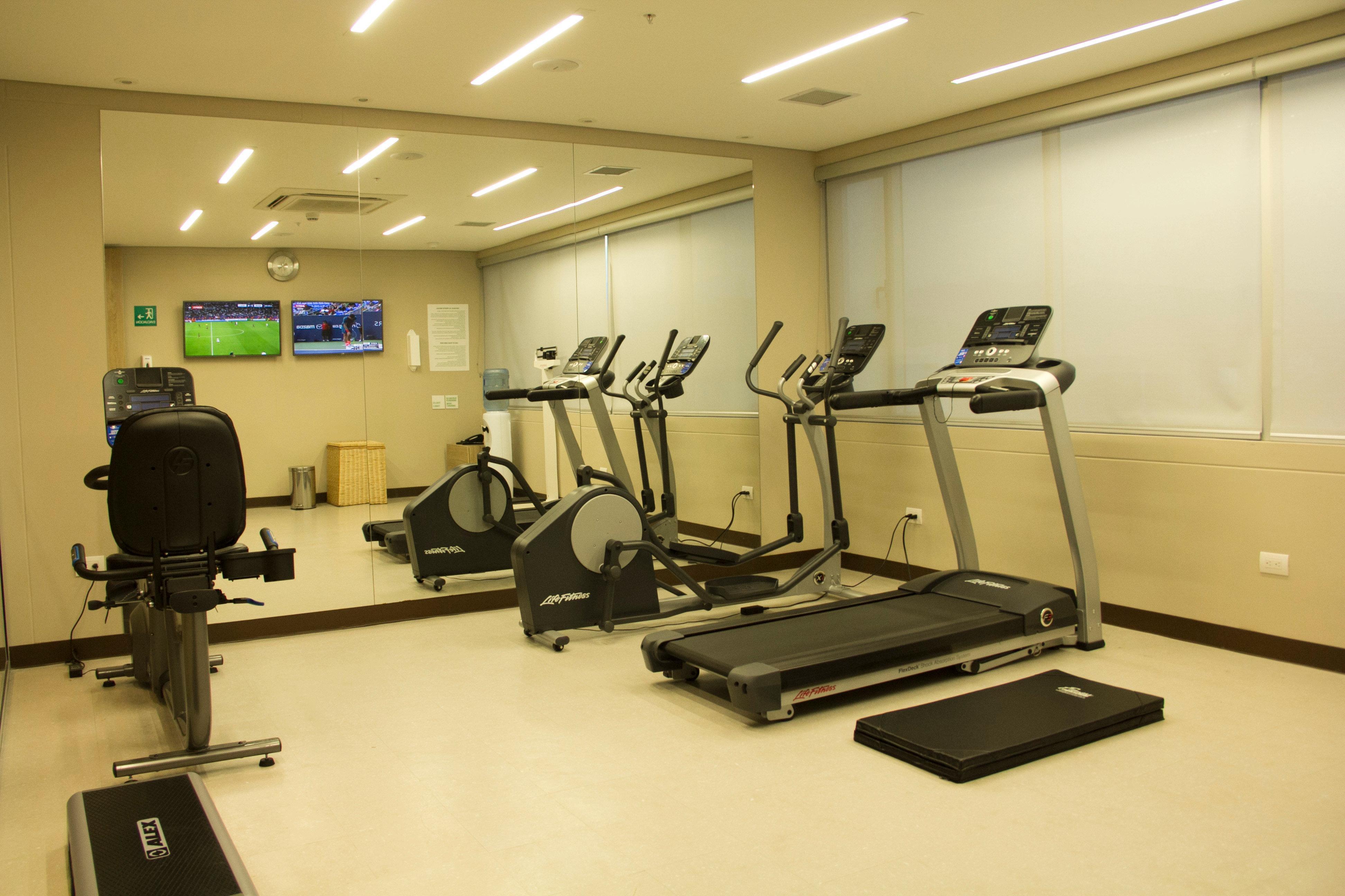 Holiday Inn Cucuta By Ihg Luaran gambar The gym at the hotel